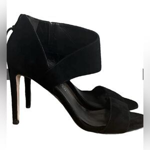 Stuart Weitzman Elegant Black suede Women's Heels size 7